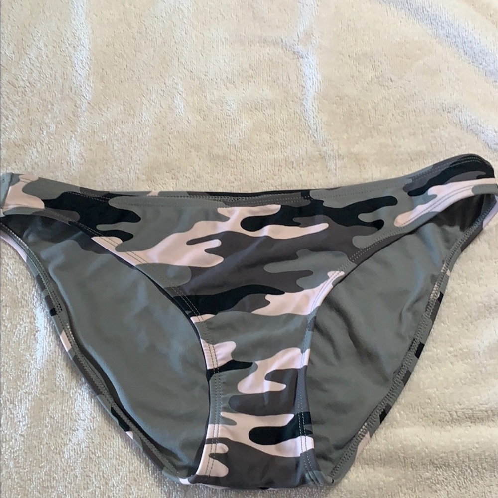 Bikini bottoms